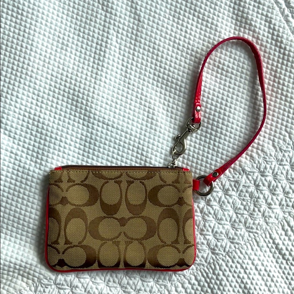 Coach Wristlet-Spring/Summer - Picture 2 of 5